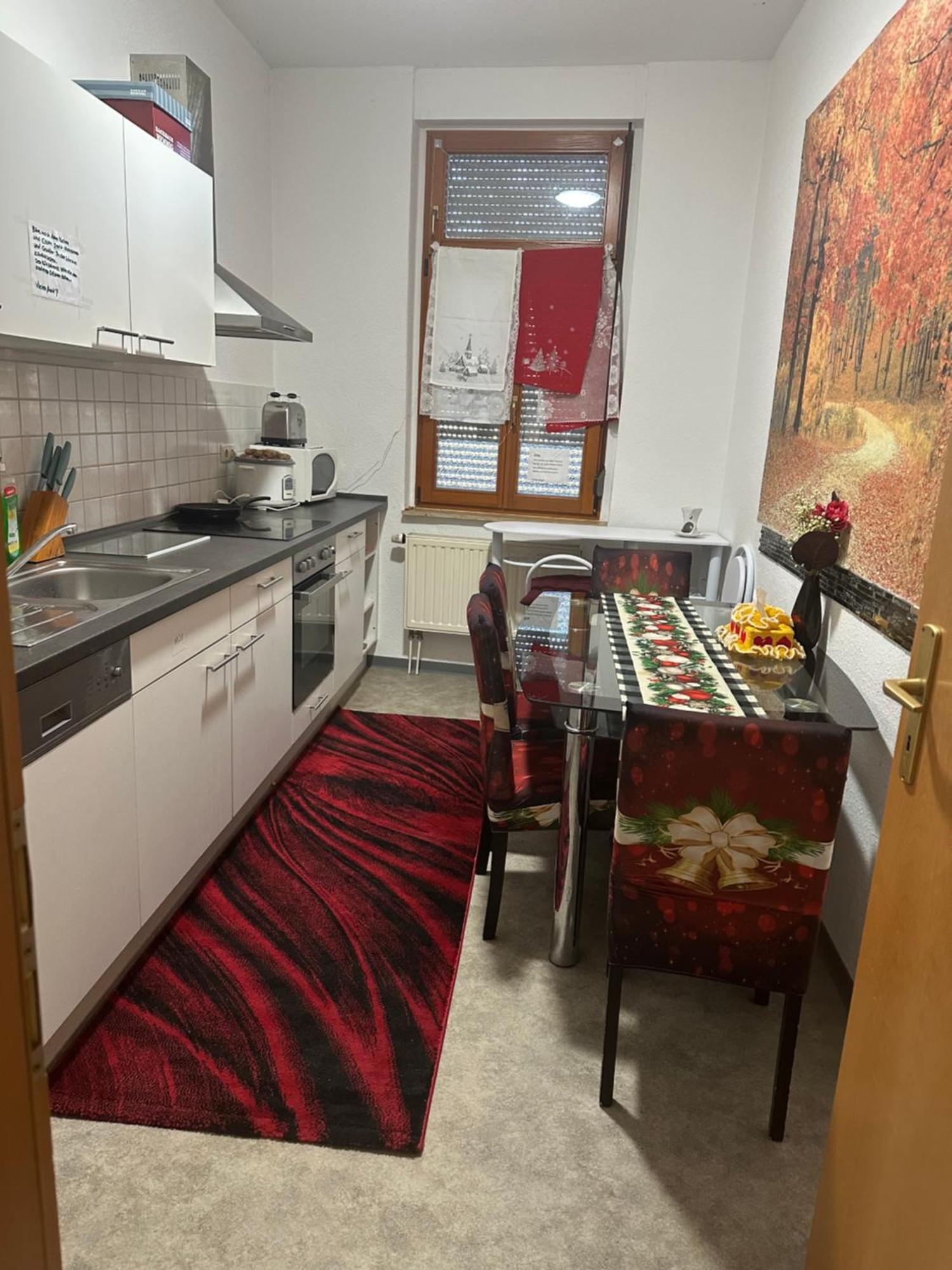 Ferienzimmer Healing Und Montuerwohnung Weissenfels Exterior foto