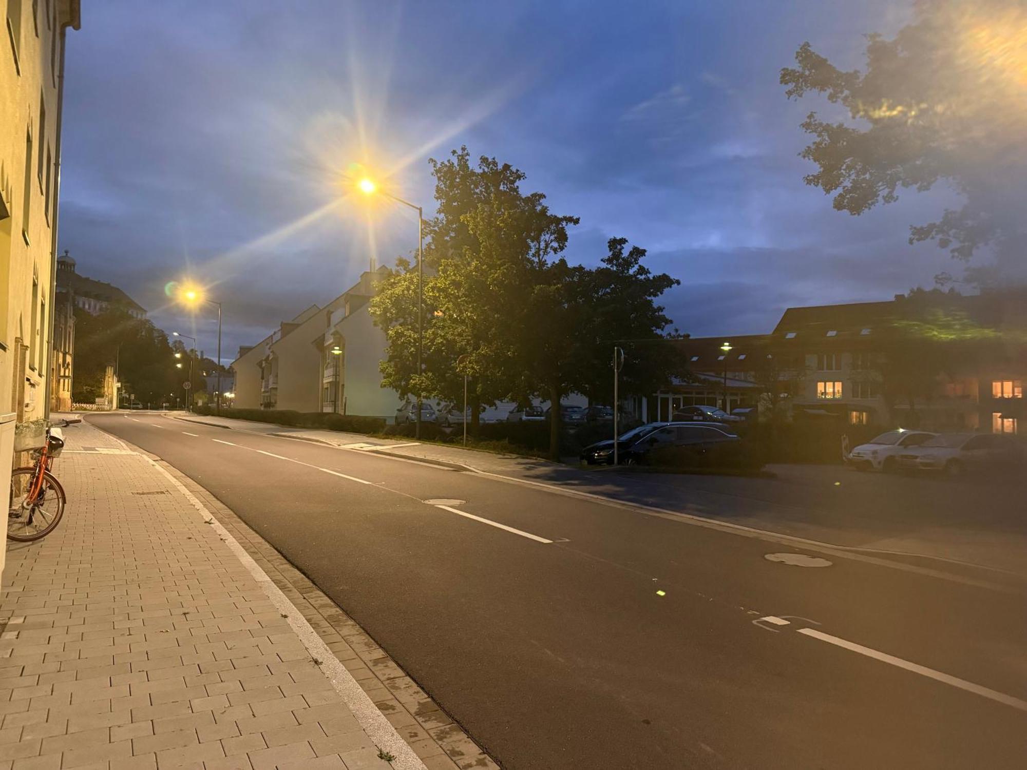 Ferienzimmer Healing Und Montuerwohnung Weissenfels Exterior foto